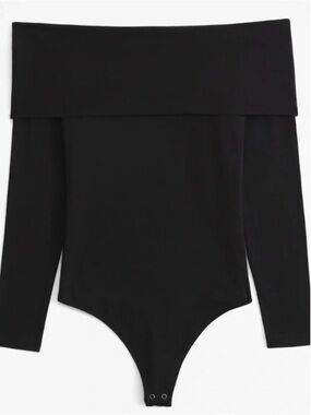 Abercrombie & Fitch Black Off-the-Shoulder Long Sleeve Bodysuit